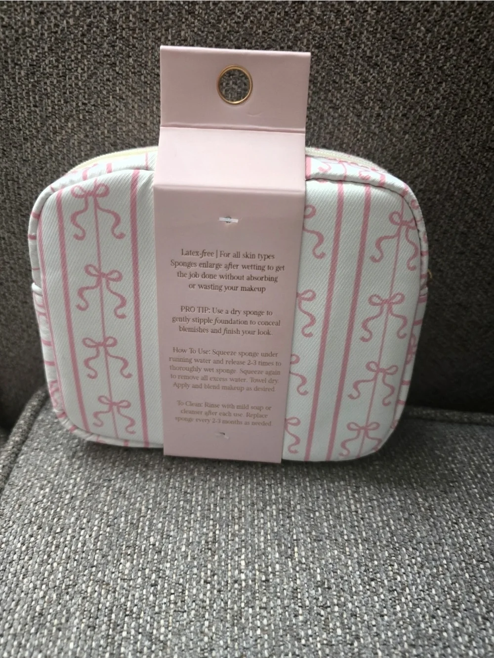 Makeup Blenders & Powder Puff Set In A Pink Bows Bag-NWT!
